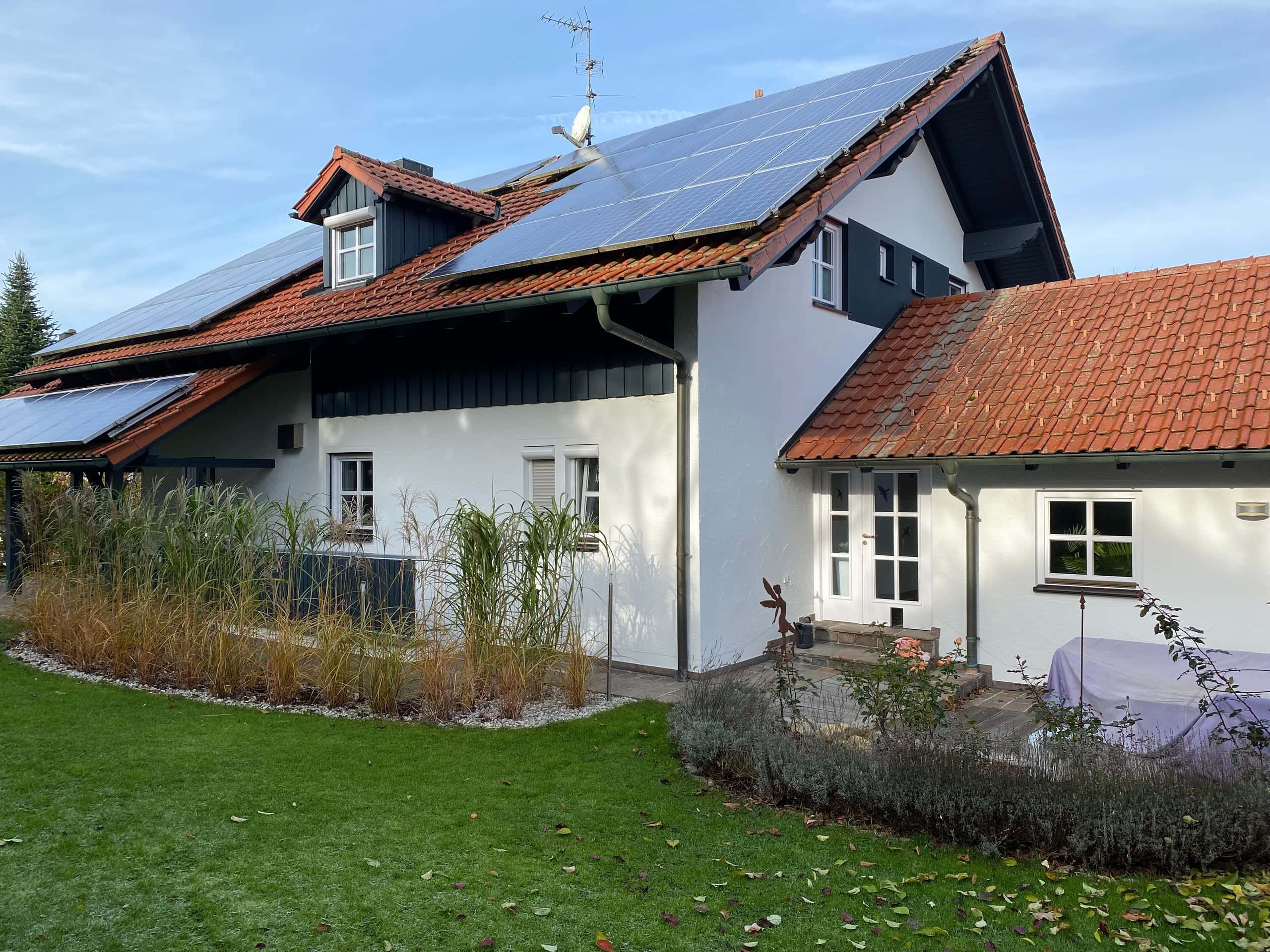 Einfamilienhaus kaufen in Hebertsfelden — Hausansicht
