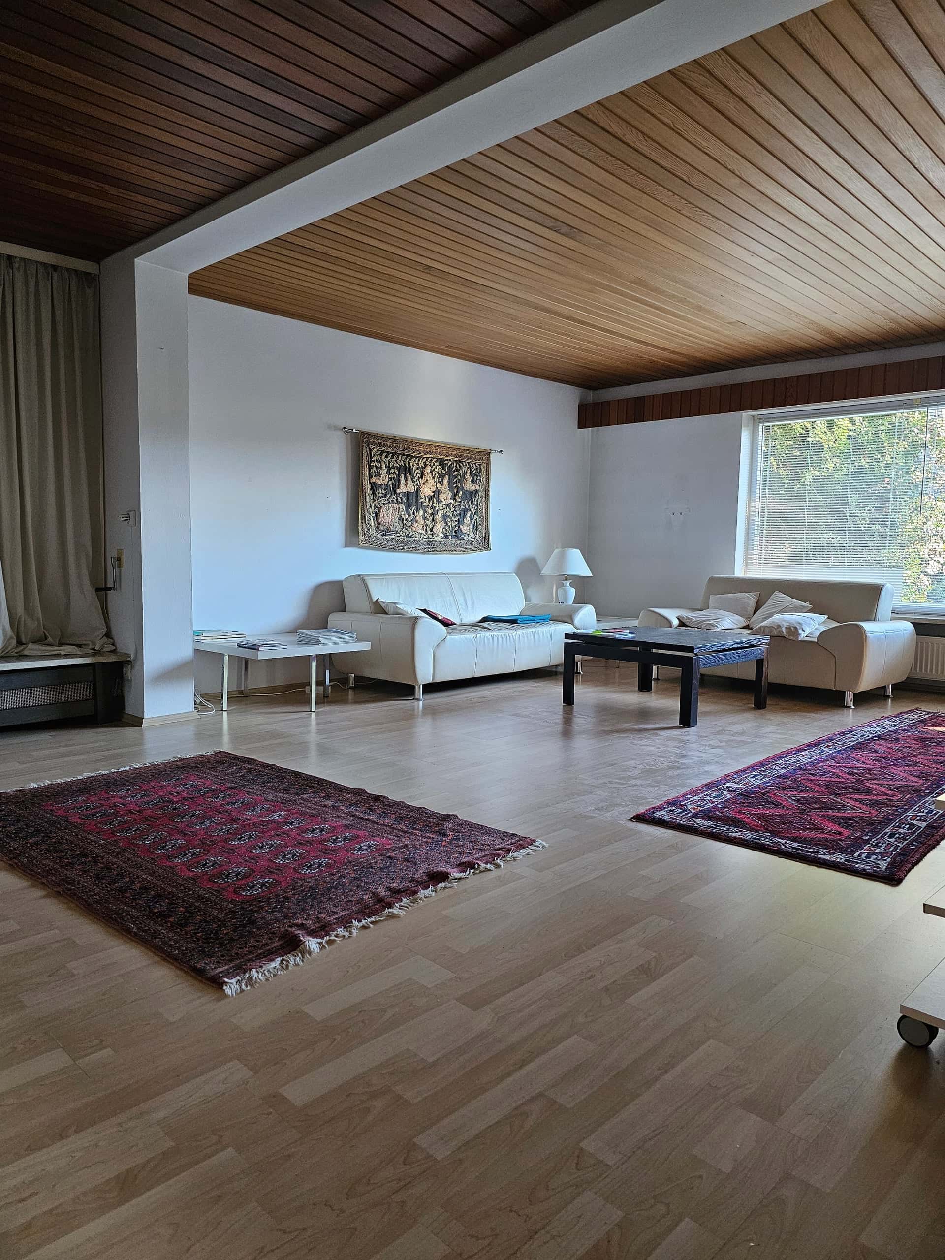 Einfamilienhaus kaufen in Traunreut — Wohnzimmer