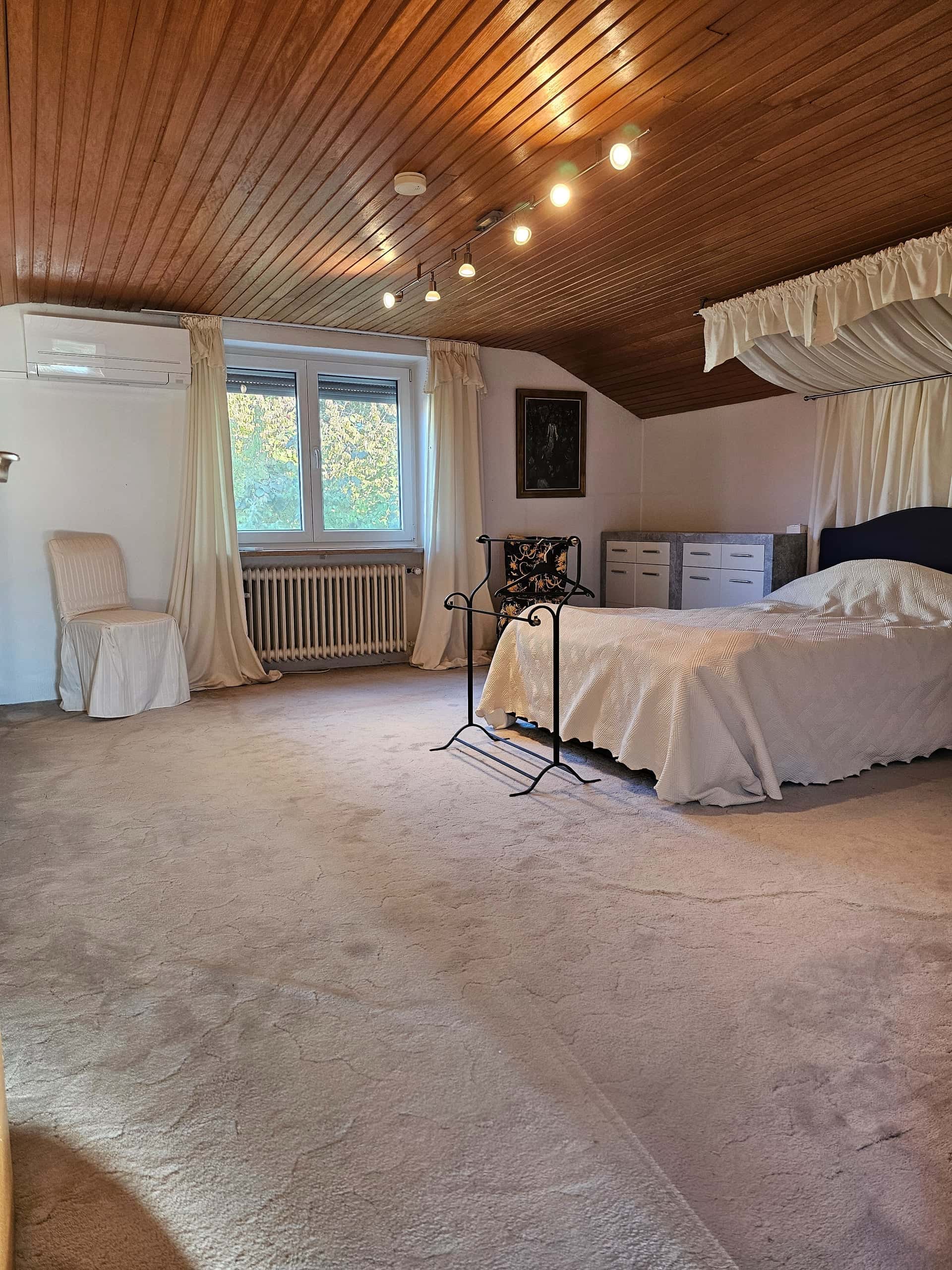Einfamilienhaus kaufen in Traunreut — Schlafzimmer OG