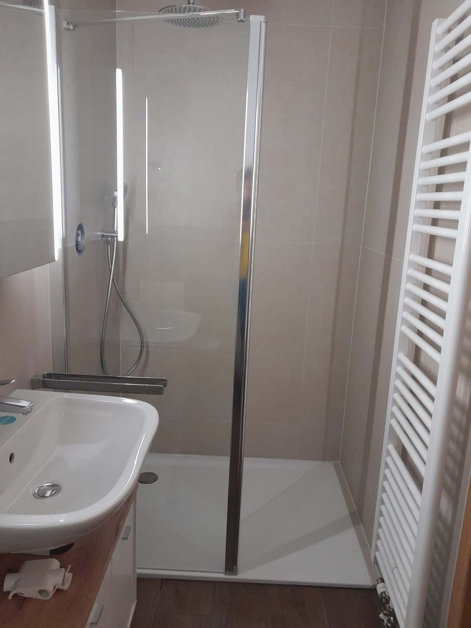 Erdgeschoss kaufen in Traunstein — Badezimmer