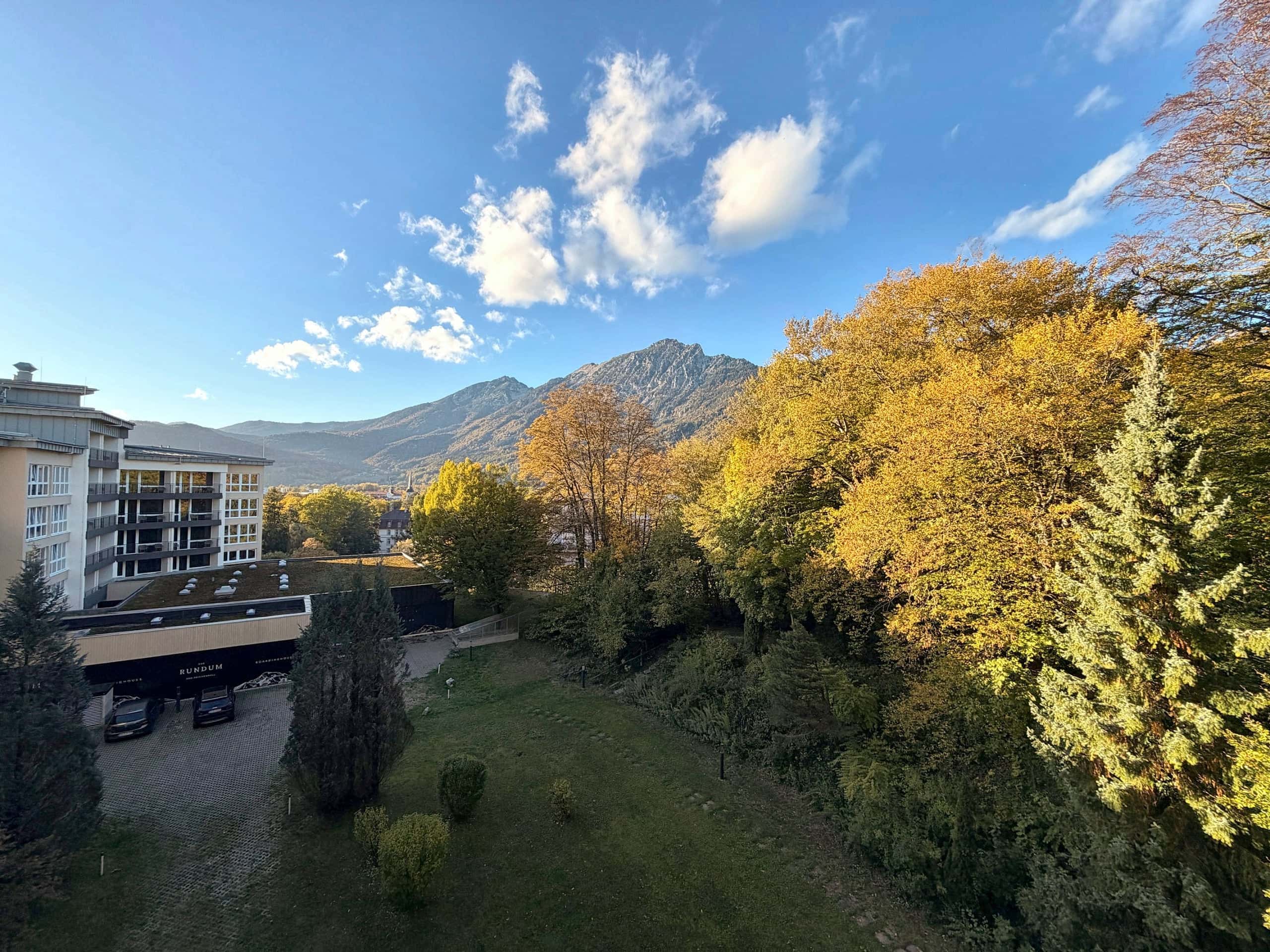Etage kaufen in Bad Reichenhall — Ausblick vom Balkon