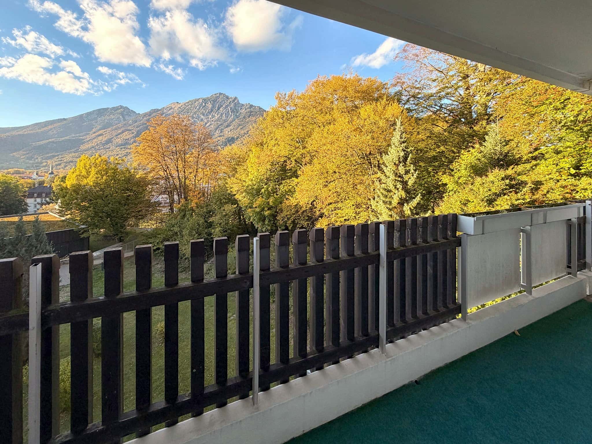 Etage kaufen in Bad Reichenhall — Balkon mit Bergblick