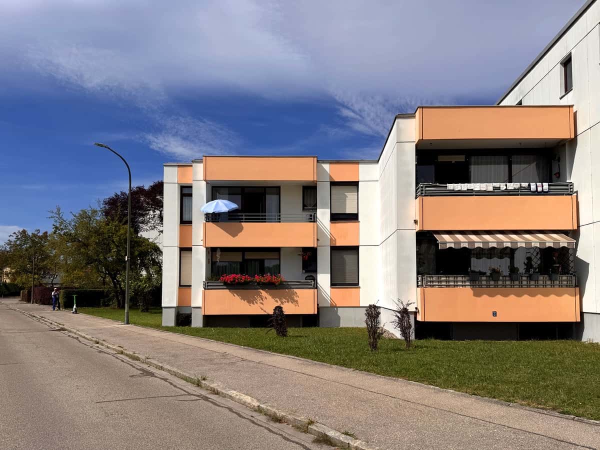 Etage kaufen in Karlsfeld — Aussenansicht 1