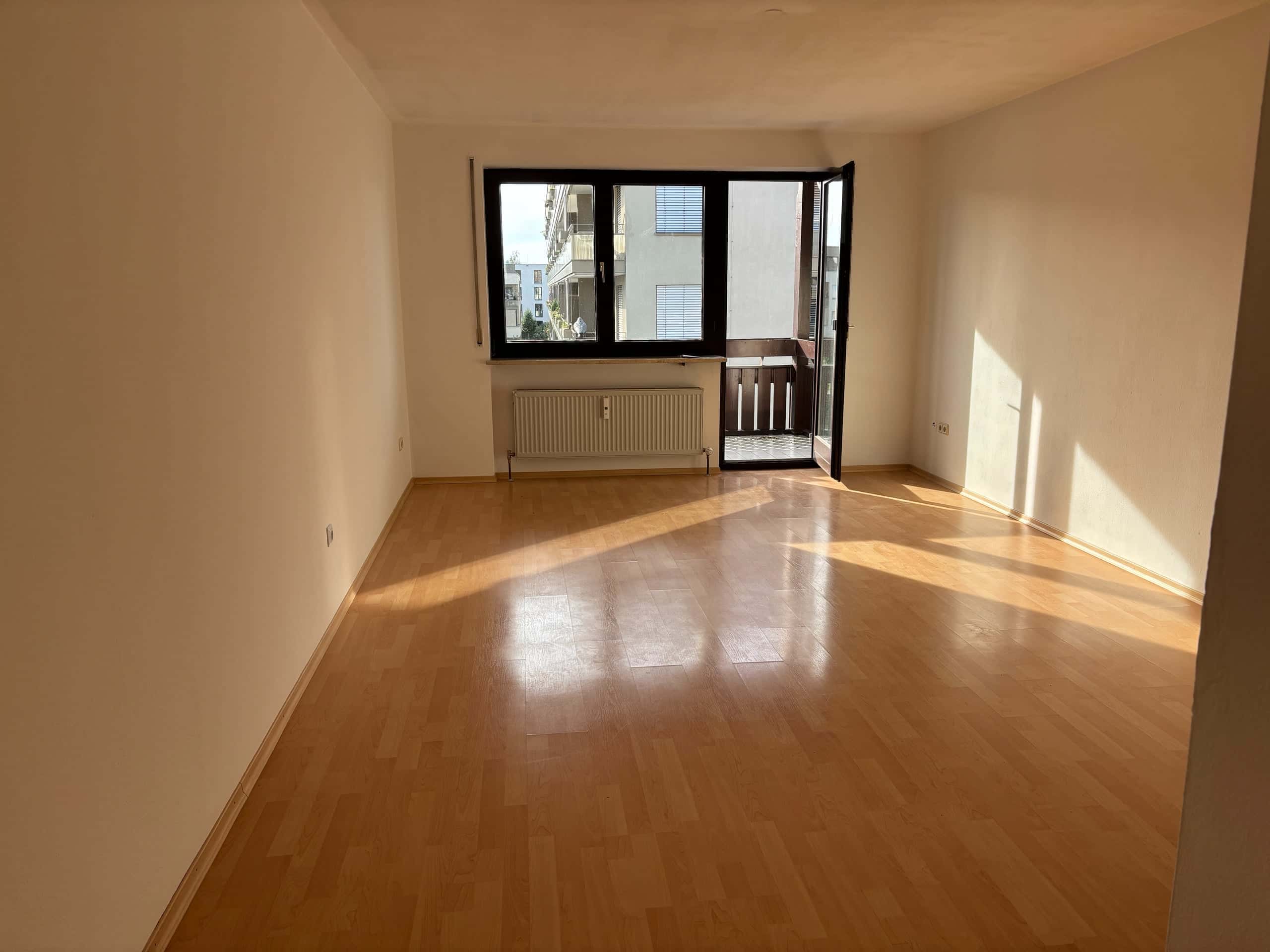Etage mieten in Freilassing — Wohnzimmer