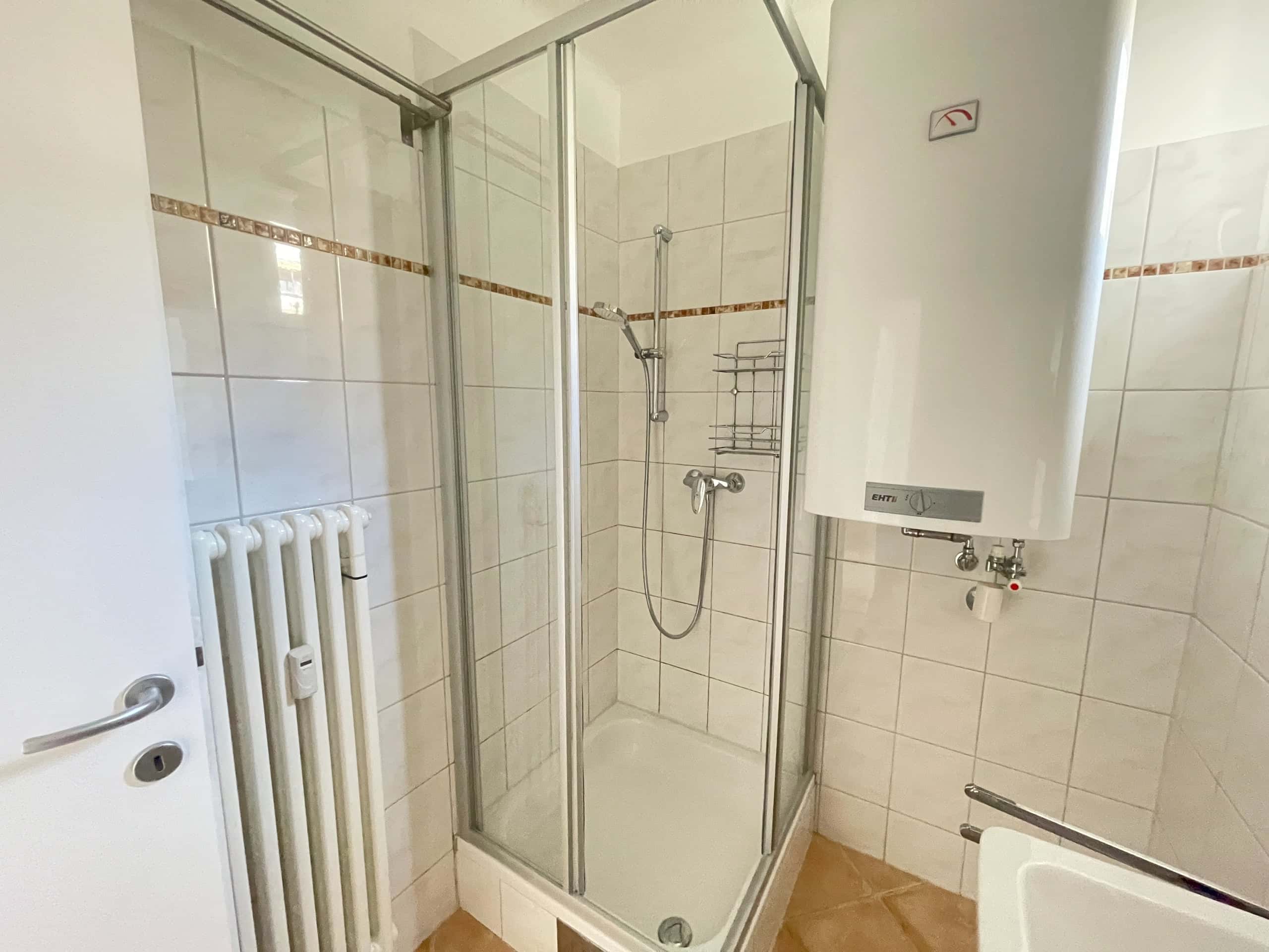 Dusche.