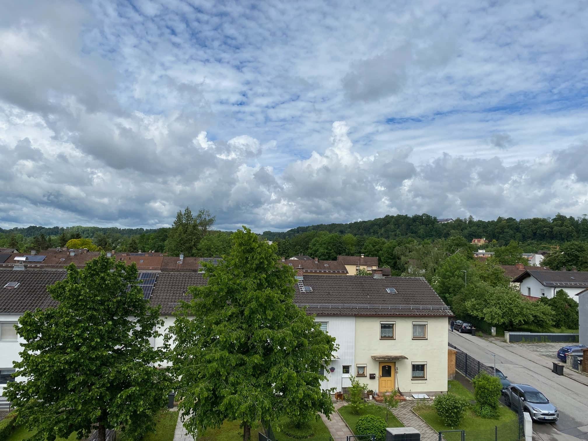 Blick vom Balkon über Trostberg