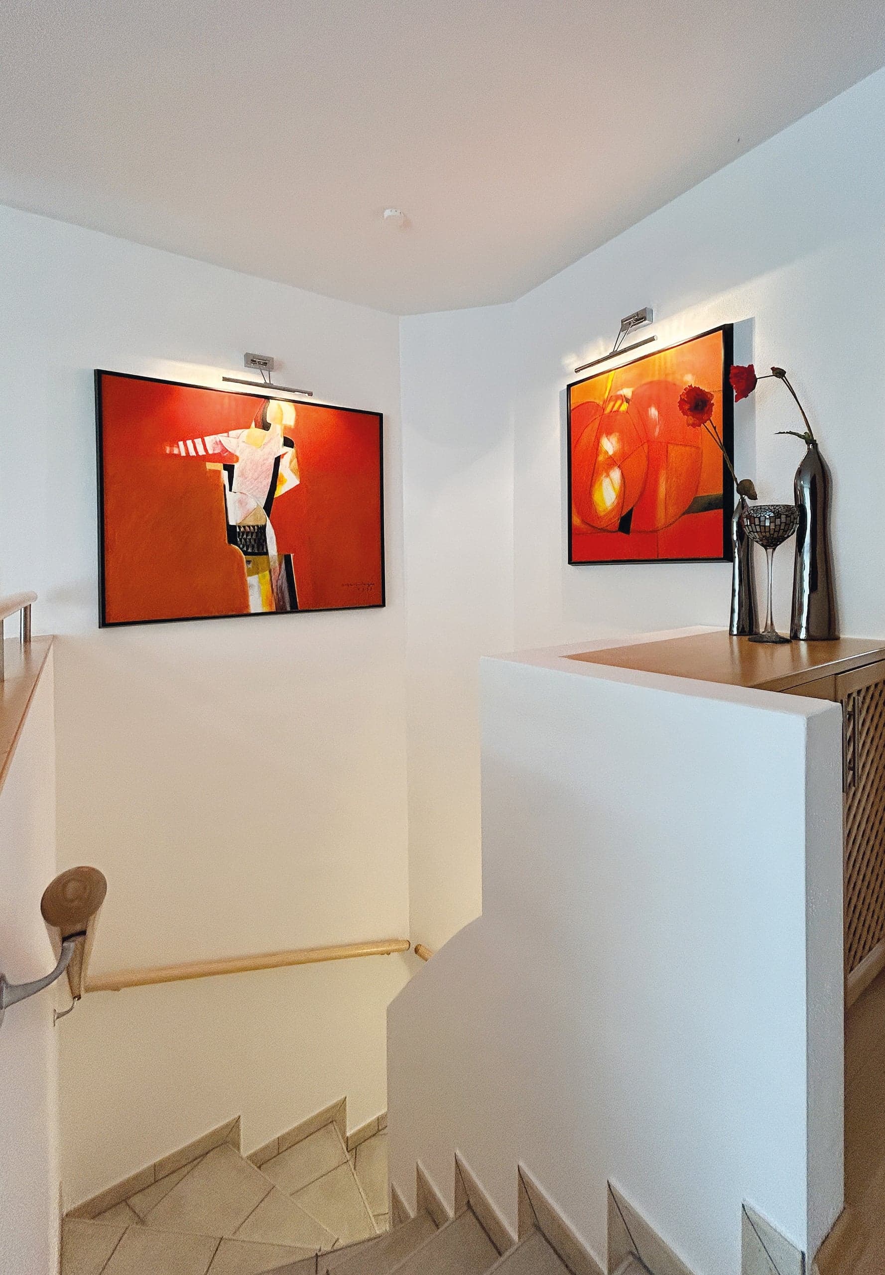 Abgang vom Wohnzimmer zum Wellnessbereich