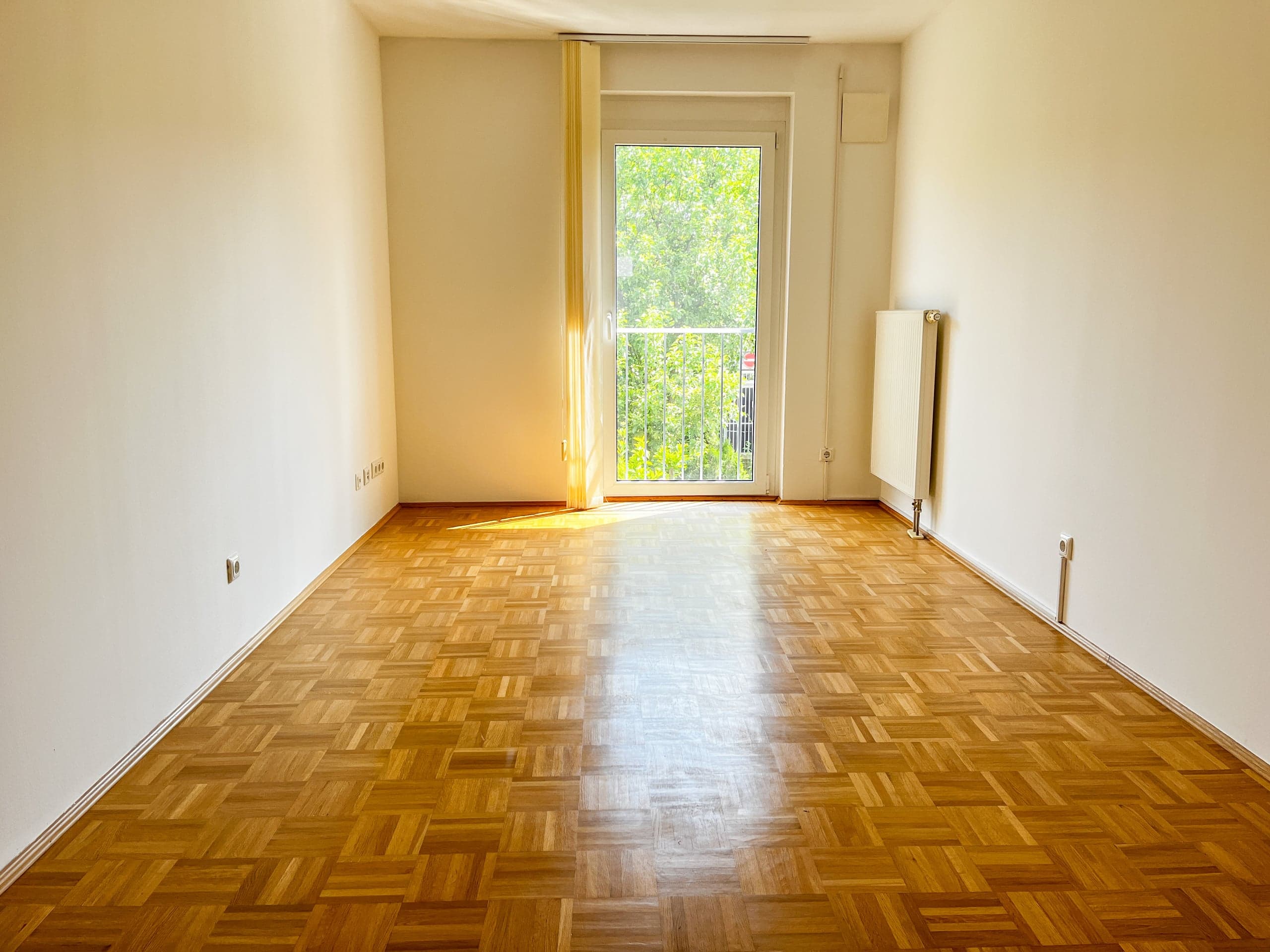 Schlafzimmer 1 von 3