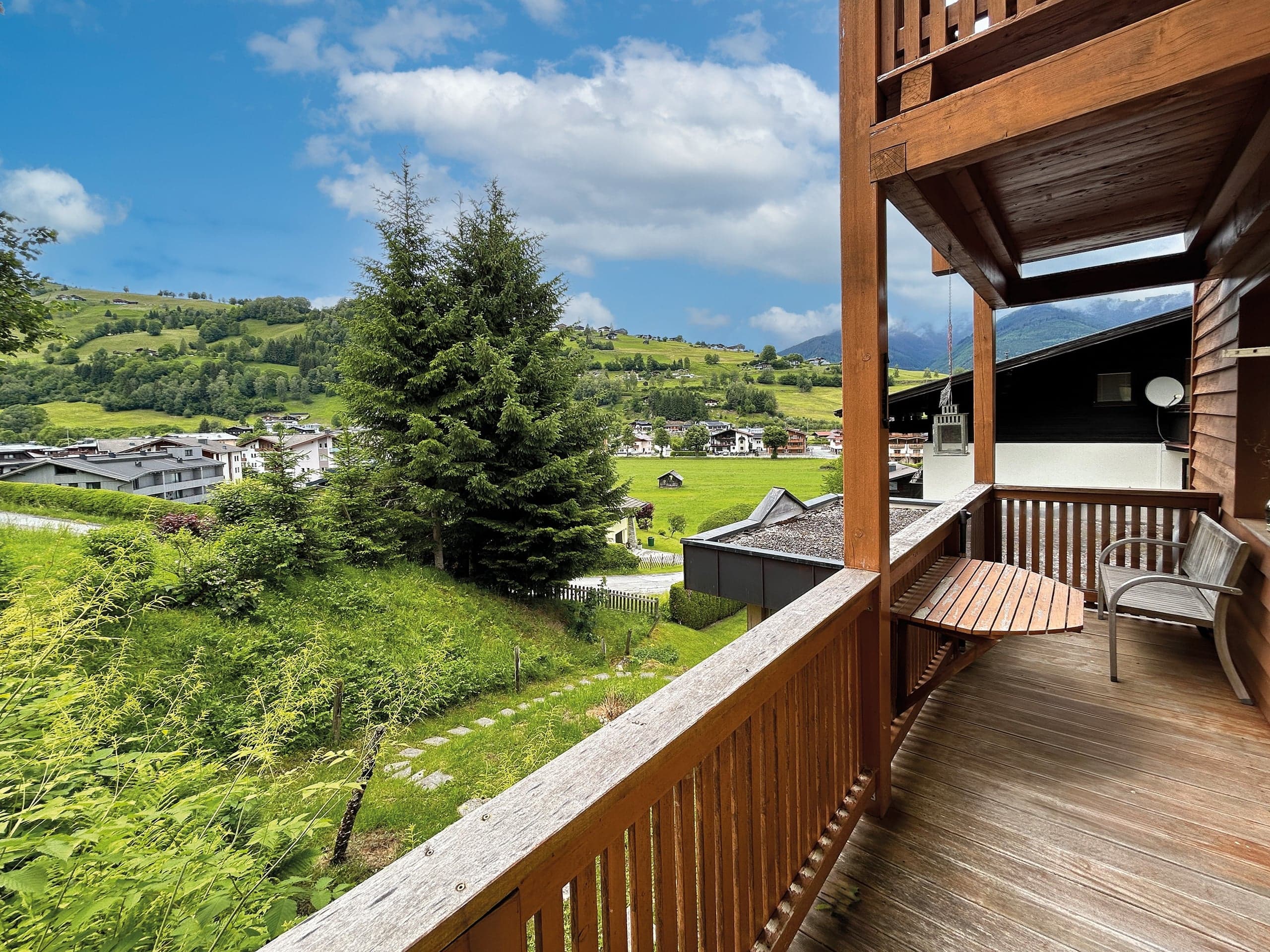 wunderschöner Ausblick vom Balkon