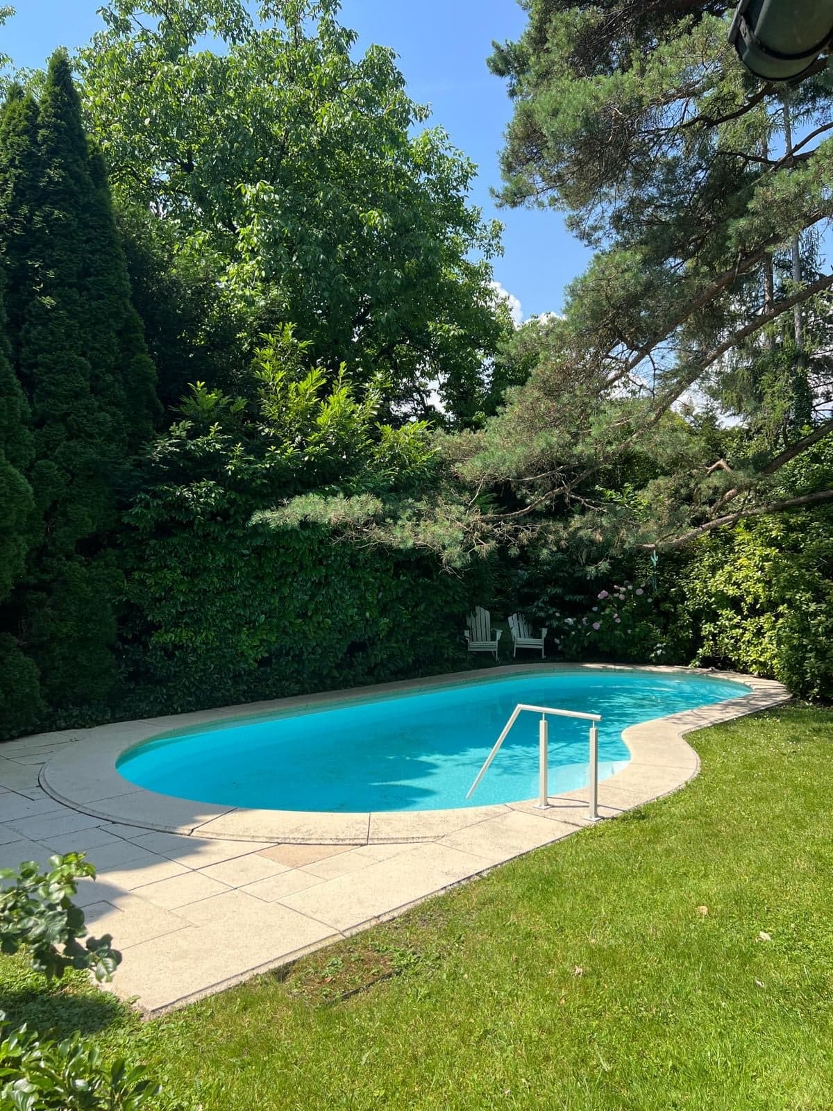 Beheiztes Schwimmbad mit Jet-Stream