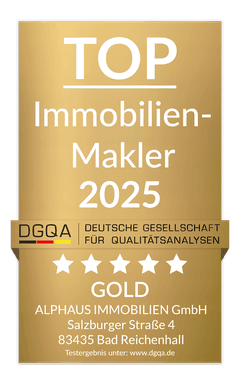 Siegel DGQA TOP Immobilienmakler 2025 in Gold für die ALPHAUS Immobilien GmbH