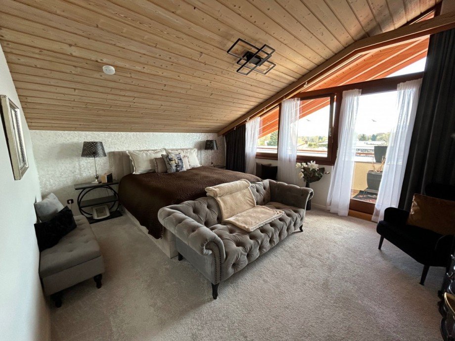 Schlafzimmer Dachgeschosswohnung Ainring