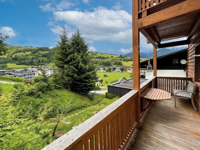 wundersch�ner Ausblick vom Balkon Kaprun Etagenwohnung Blick auf das Kitzsteinhorn - charmante 4-Zimmer-Gartenwohnung mit ZWEITWOHNSITZWIDMUNG!