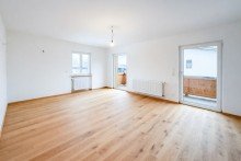 Wohnzimmer *PROVISIONSFREI*  moderne 3-Zimmer-Wohnung mit Balkon