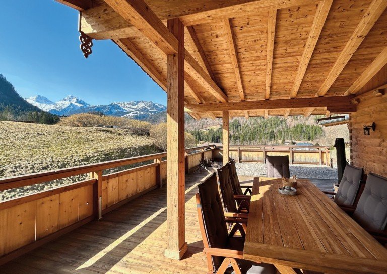 Ein Ausblick der begeistert Unken Einfamilienhaus Eine Symbiose aus traditioneller Baukunst und modernem Wohnanspruch