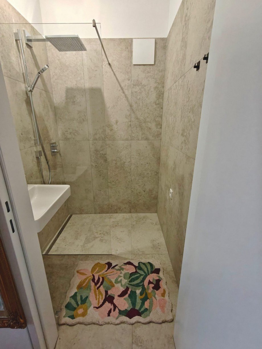 Dusche Penthousewohnung Puch