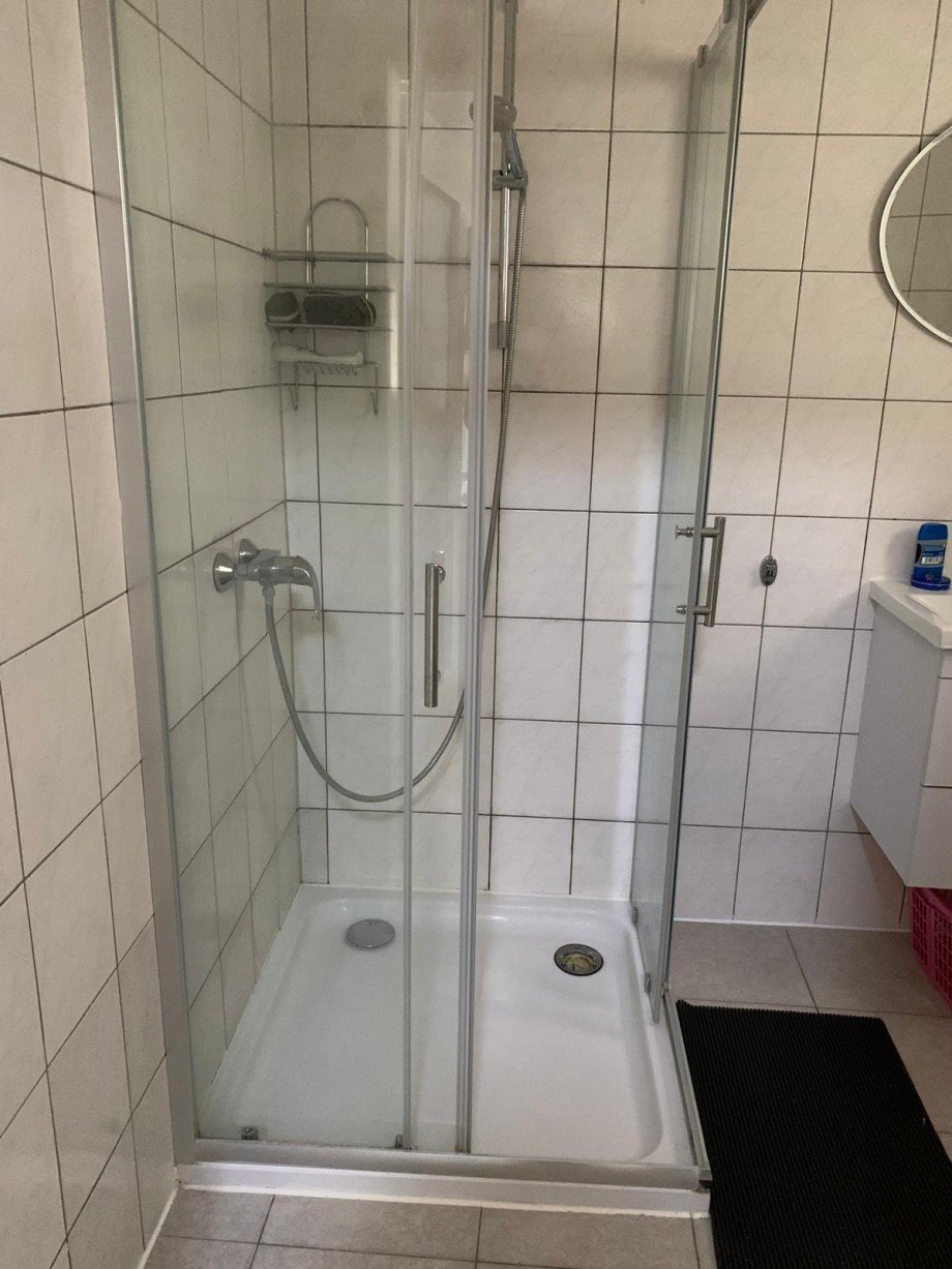 Dusche Mehrfamilienhaus Winh�ring