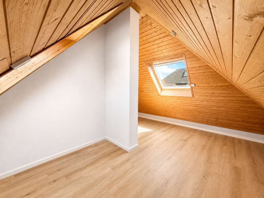 Schlafzimmer DG Doppelhaush�lfte M�nchen