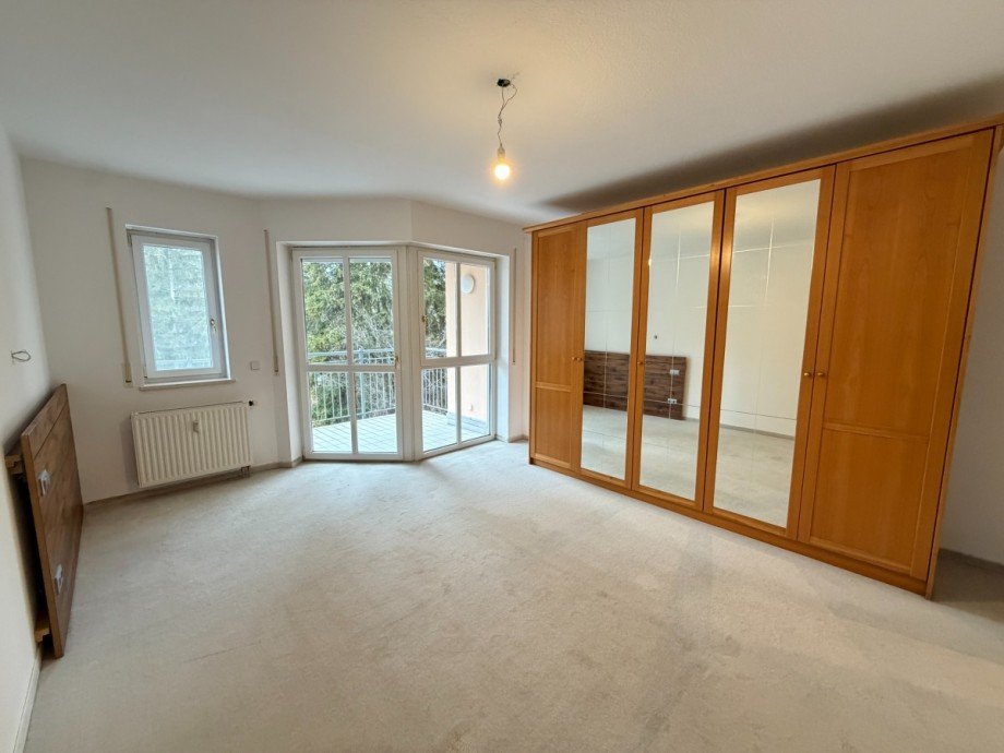 Elternschlafzimmer m. Balkon Etagenwohnung Bad Reichenhall