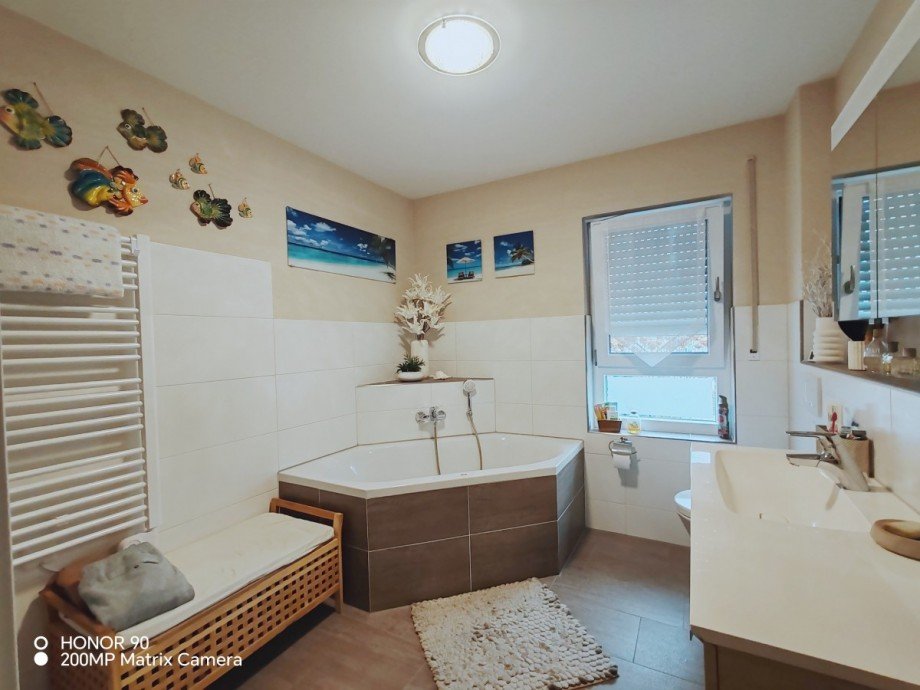 Badezimmer Erdgeschosswohnung Burgkirchen