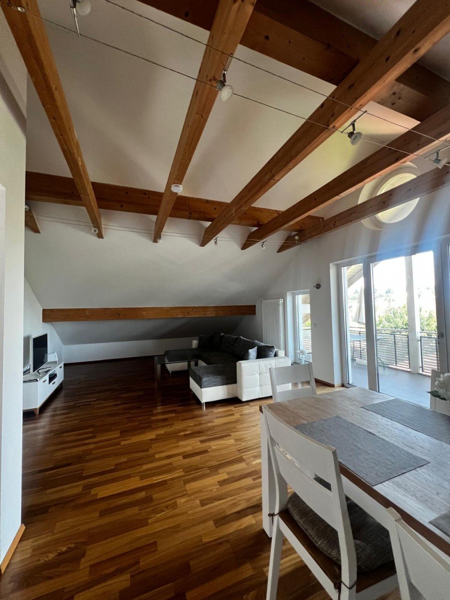 Wohnzimmer DG Mehrfamilienhaus Bad Birnbach