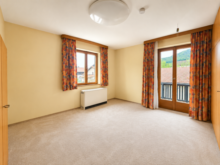 Schlafzimmer Zweifamilienhaus Frasdorf