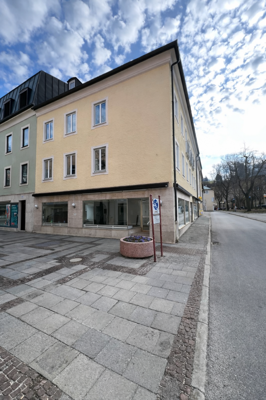 Au�enansicht Verbrauchermarkt Bad Reichenhall