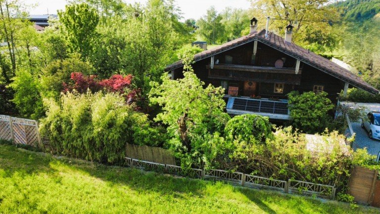 Ansicht S�d Munderfing Landhaus IDYLLISCHES LANDHAUS mit historischem Flair-f�r Naturliebhaber und Selbstversorger-Munderfing