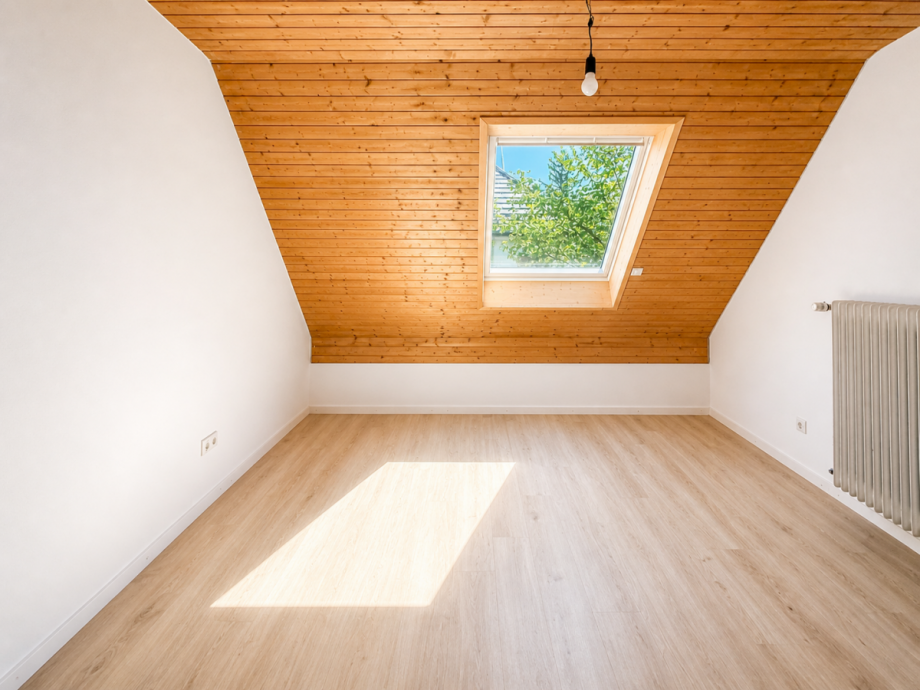 Schlafzimmer OG Doppelhaush�lfte M�nchen