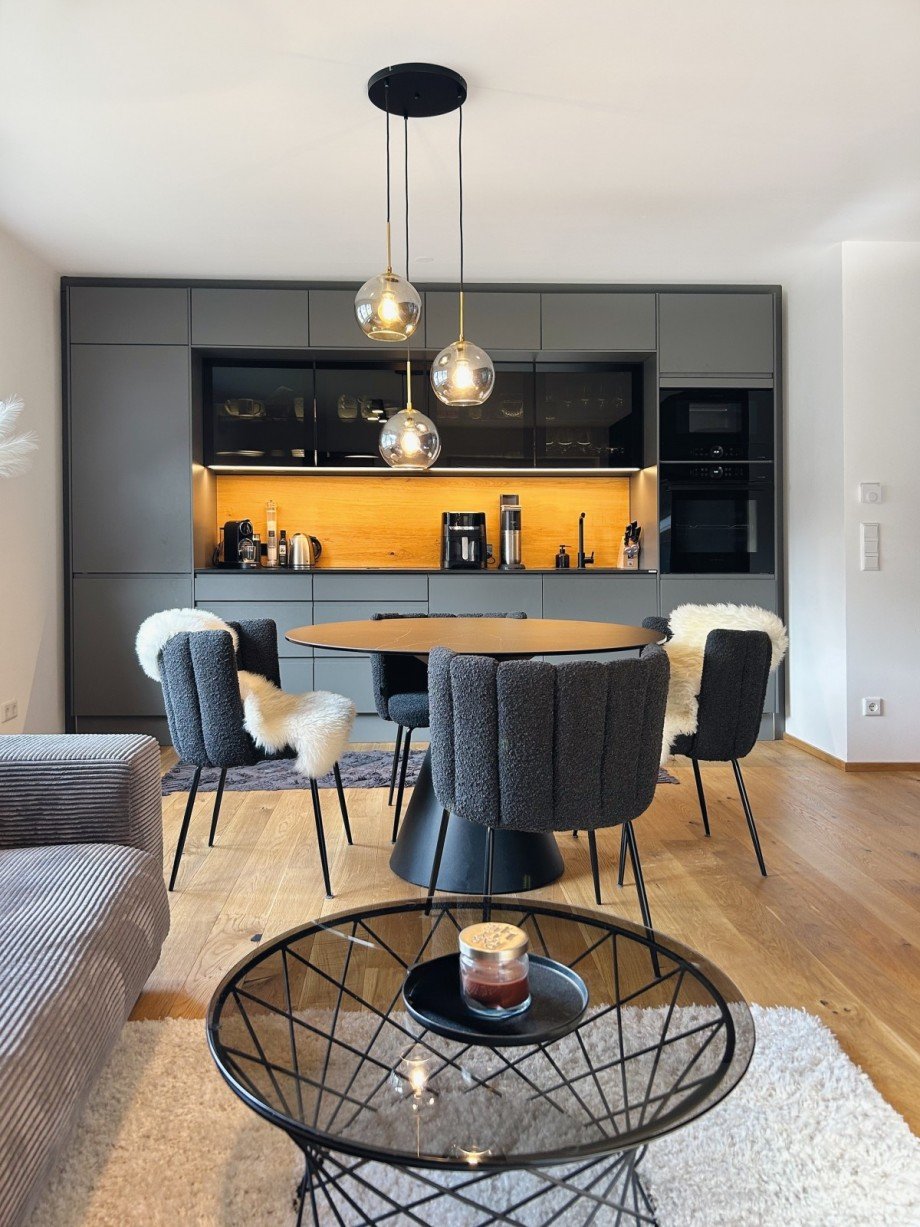 Designk�che von NOLTE mit hochwertigen Einbauger�ten Wohnung Glanegg