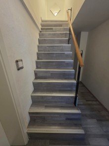 Treppe zum 1. Stock Attraktives Angebot: 4-Zimmer-Haus mit Terrasse - Neumarkt-St. Veit