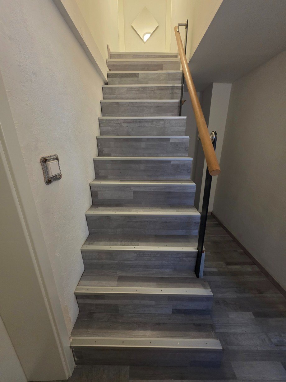 Treppe zum 1. Stock Reiheneckhaus Neumarkt-Sankt Veit