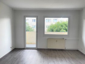 Hauptbild PREISWERTE-HELLE-2-ZI-STARTERWOHNUNG in Lehen