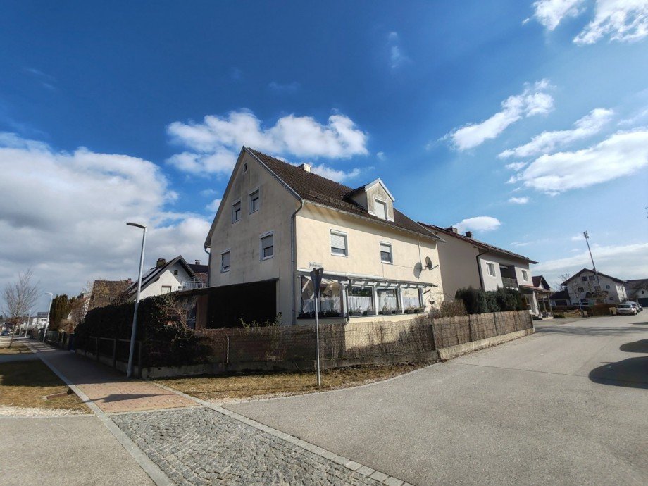 Hausansicht Wohnung Garching an der Alz