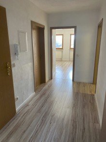 Diele Helle 3 Zimmer Wohnung mit S�dost-Balkon