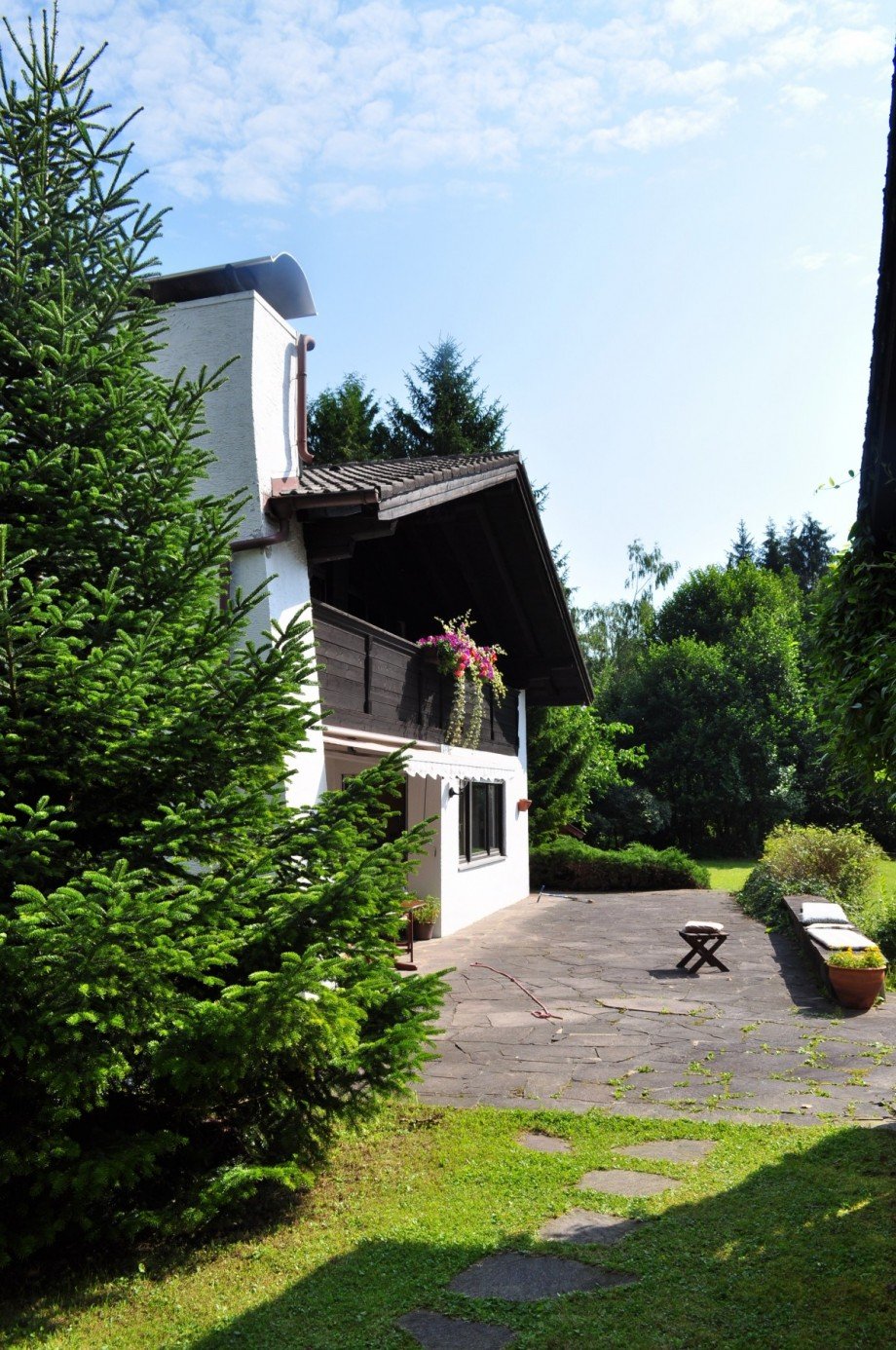 Blick zur Terrasse Einfamilienhaus Bad Reichenhall