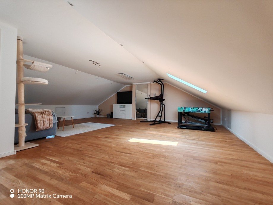 Zimmer DG Etagenwohnung Traunreut