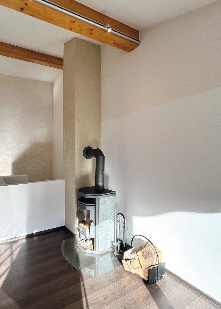 wohlig-w�rmender Kamin im Wohnbereich Einfamilienhaus Golling an der Salzach