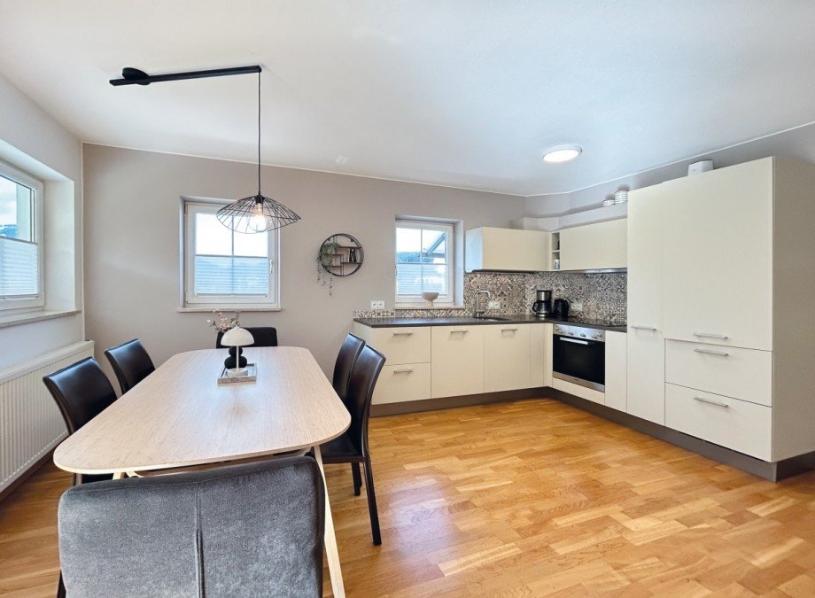 moderne Kumit Essbereich Terrassenwohnung Flachau