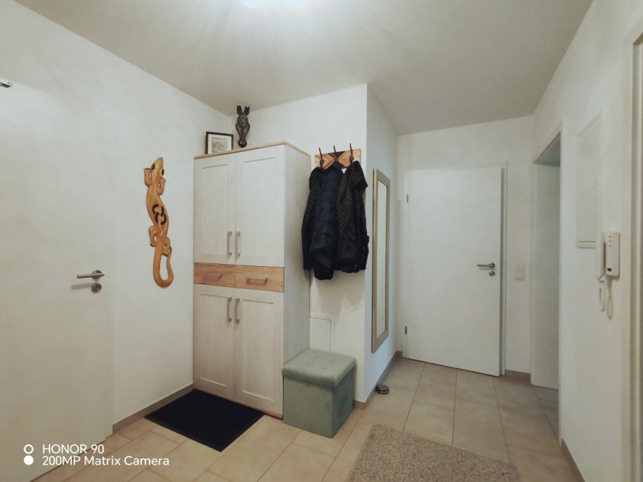 Flur Erdgeschosswohnung Burgkirchen