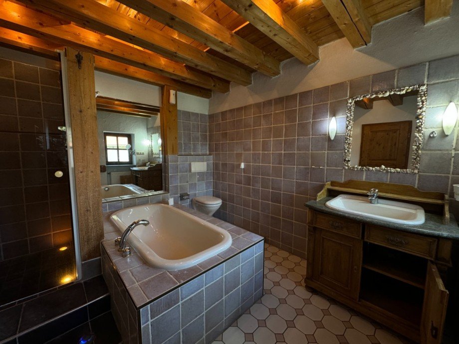 Bad 1 Einfamilienhaus Saaldorf-Surheim