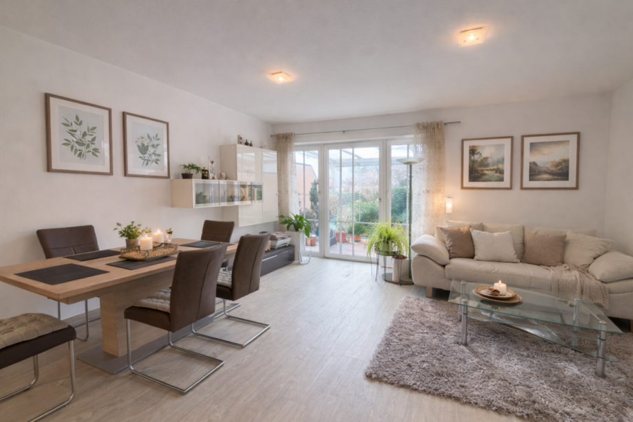 Wohn- /Esszimmer Erdgeschosswohnung Freilassing