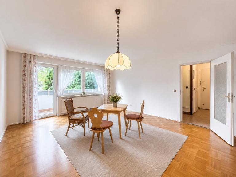 Wohnzimmer M�nchen Etagenwohnung Helle 3-Zimmer-Eigentumswohnung mit Balkon in M�nchen-Neuperlach