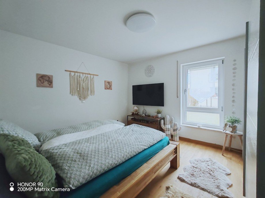 Schlafzimmer Erdgeschosswohnung Burgkirchen