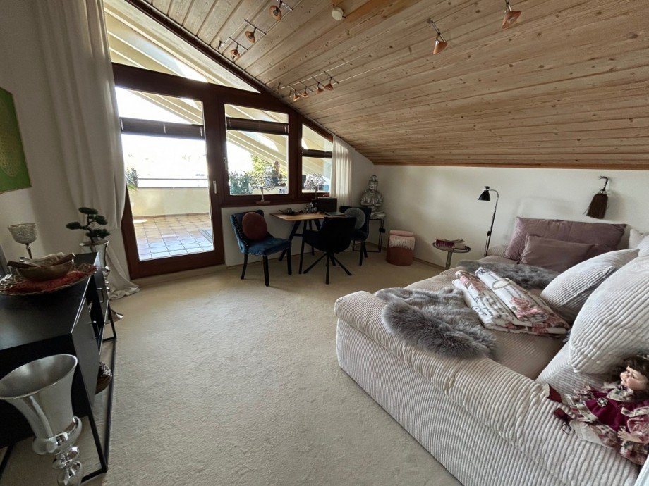 G�stezimmer Dachgeschosswohnung Ainring