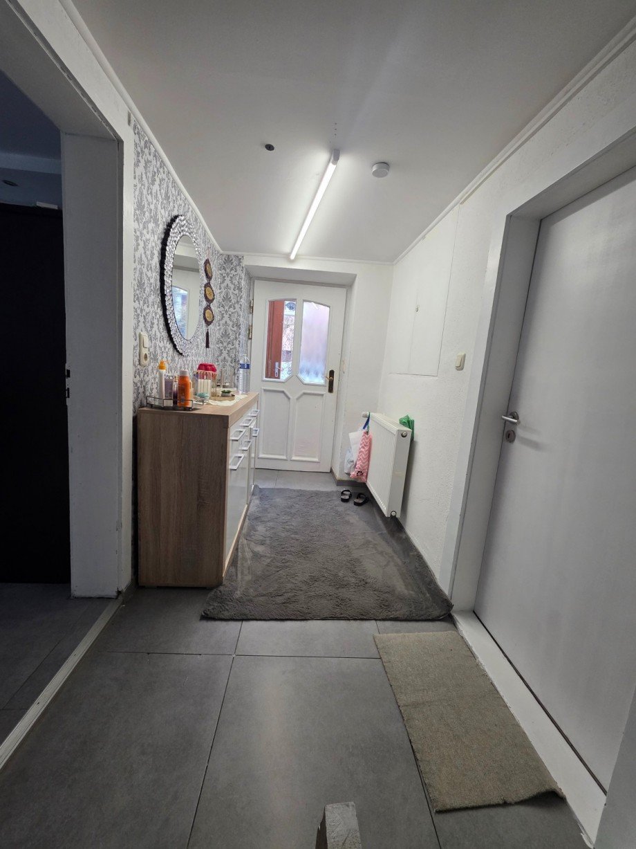 Flur Reiheneckhaus Neumarkt-Sankt Veit