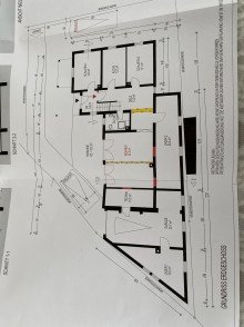 Grundriss Erdgeschoss Viel Platz auch f�r 2 Familien in freistehenden Haus in guter Lage