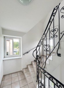 Stiegenhaus Gepflegtes Wohnhaus mit Gewerbewidmung und 3 getrennten Wohneinheiten in Maxglan
